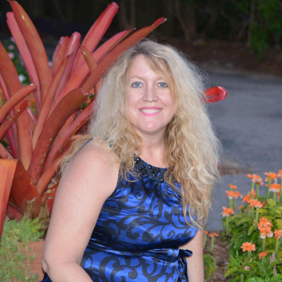 Rena  Smart available notary in Fort Myers, FL - 33905